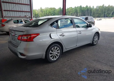 2017 Nissan Sentra S z USA, uszkodzony, nr VIN 3N1AB7AP8HY223555